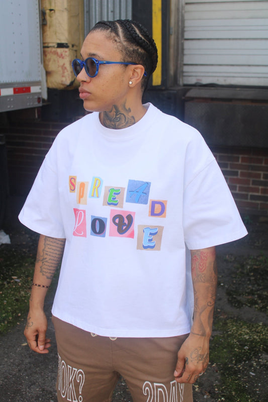 SPREAD LOVE BOXY TEE - WHITE - RUOK2DAY APPAREL